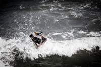 surfers-2
