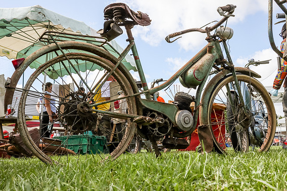 Vehicules Anciens Montpon -2102