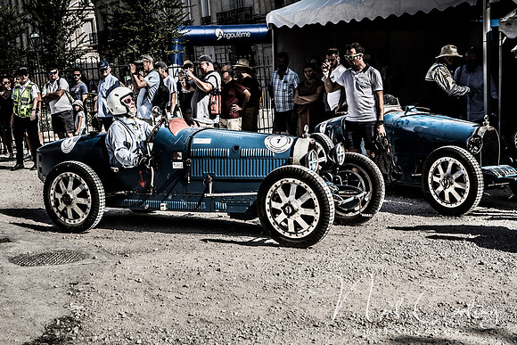 Bugatti's, Angouleme Ramparts-195218-3