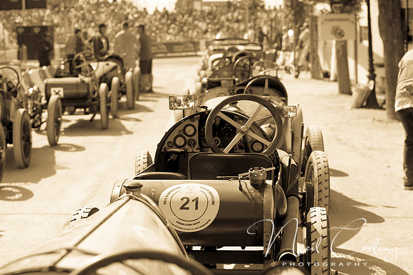 Bugatti's, Angouleme Ramparts-195154-4